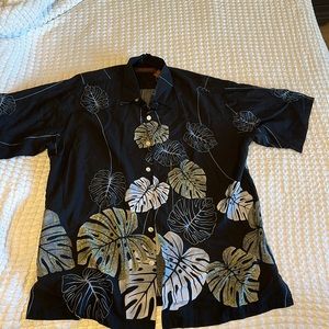 Tori Richard Button Down Hawaiian Shirt